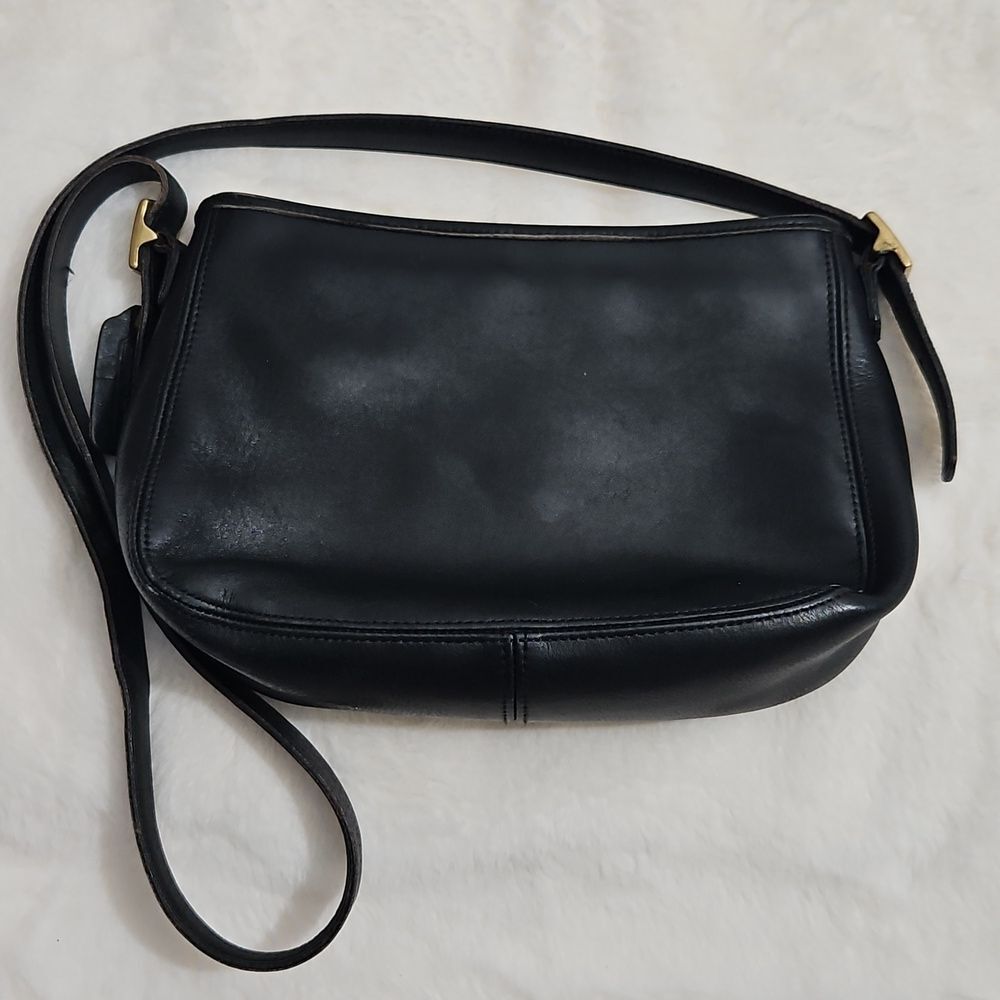 Coach Chelsea Zip Top Shoulder Bag Black Glove Tanned Leather 6000 USA - Picture 11 of 15